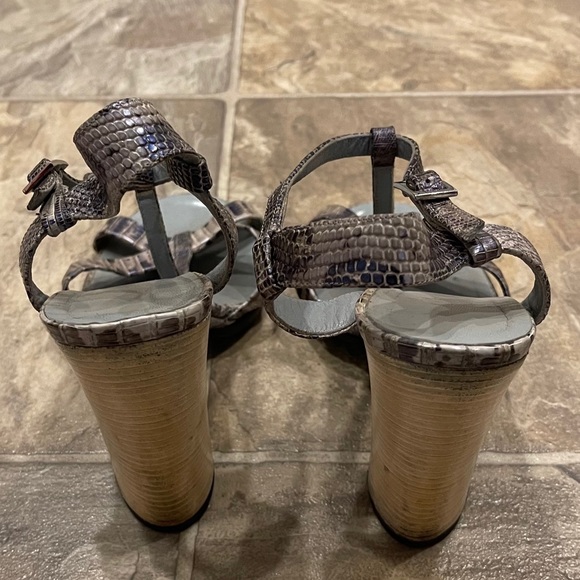 GUCCI Croc-Embossed Leather Chucky Heels 9B AUTH - Picture 7 of 9